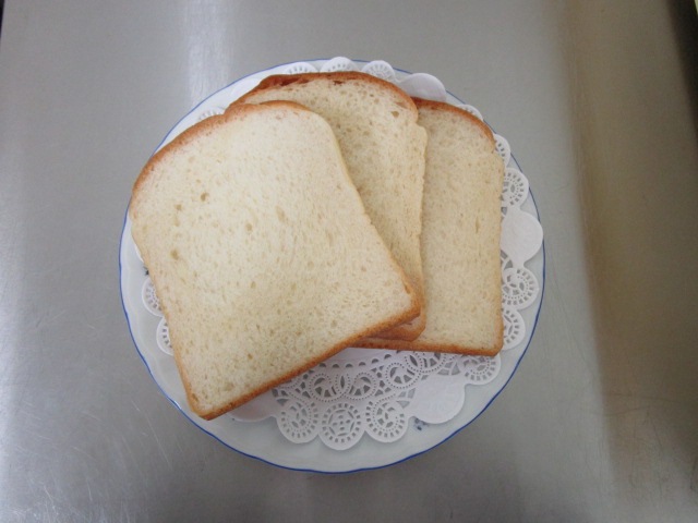 食パン（６枚切り）